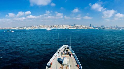 La M�ndez N��ez, en la localidad turca de Samsun