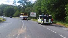 Accidente de un autocar en la N-547 a la altura de Palas de Rei