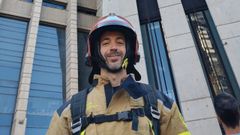 Adalberto Robles Garca, del SEM de Oleiros, particip en la competicin deportiva Subida vertical Gran Hotel Bali, celebrada en Benidorm. 
