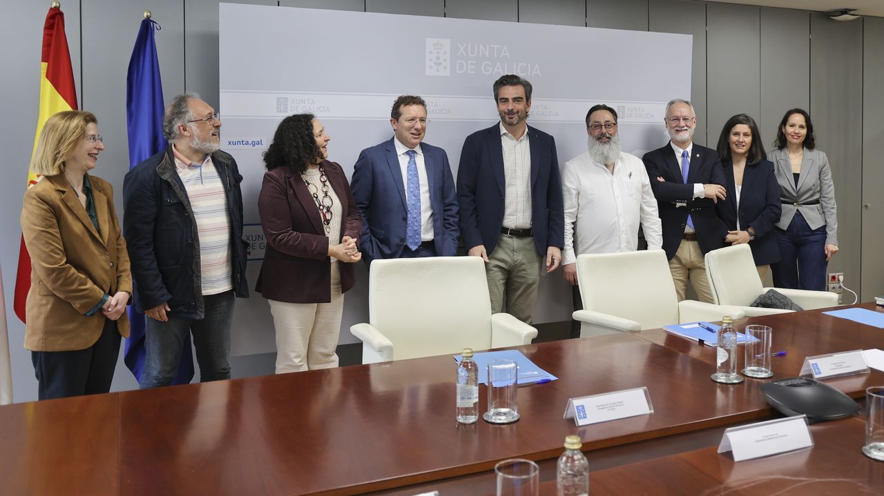 El sector turístico y empresarial de Santiago alienta una estrategia de coordinación clave para el aeropuerto