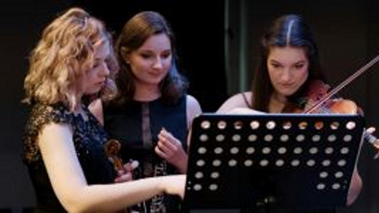 Una exposición para recordar el papel de las mujeres gallegas en la música