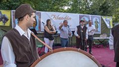 Participantes nunha edicin anterior do festival de msica tradicional