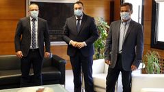  El presidente del Principado, Adri�n Barb�n, recibe al presidente de la CAC-Asprocon, Joel Garc�a, y al vicepresidente, Juan Ordieres.