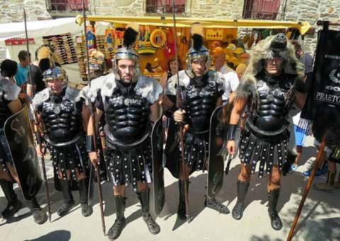 Grupo de romanos en la primera edici�n de la Festa Castrexo Romana de Quiroga en 2014. 