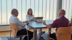 Luisa S�nchez se reuni� ayer con Pepe Fumega y Fiz Axeitos