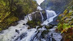 Cascada de Entrecruces y su entorno 