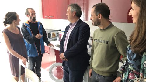 El Principado entrega dos pisos de inclusi�n social en Lugones