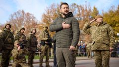 Zelenski durante su visita a Jers�n.