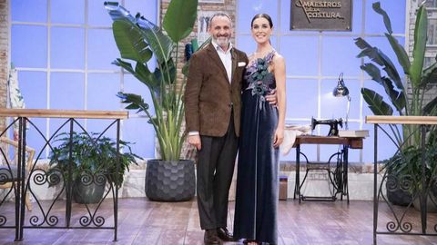 El diseñador Marcos Luengo con Raquel Sánchez Silva