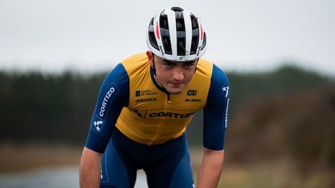 H�ctor Fern�ndez, nuevo ciclista del Padron�s Cortizo