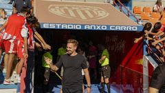 Borja Fern�ndez saliendo por el t�nel del �ngel carro en el partido de ayer. 