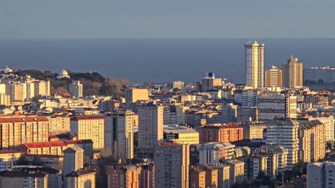 Primeras horas del da 14 de marzo. A Corua enfila el ltimo fin de semana del invierno con fro y baja probabilidad de lluvia. 