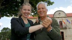 Luciano Sobral y la candidata del BNG, Marga Caldas