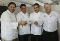Los chef Vitor Matos, Fernando Agrasar, Ricardo Costa y Dieter Koschina, de izquierda a derecha. 
