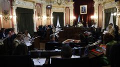 Las nuevas lneas del bus urbano acapararon el protagonismo en el pleno municipal de este viernes.