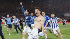 Los jugadores de la Real Sociedad celebrando el t�tulo de la Copa del Rey