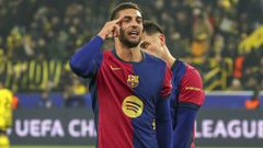 Ferrn Torres celebra uno de los dos goles que marc contra el Borussia Dortmund en Champions League