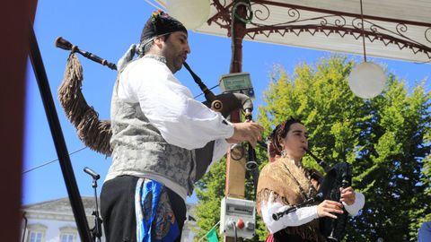 Feira do 48, organizada por Cntigas e Frores