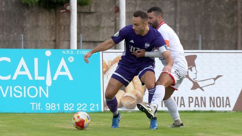 Partido de Tercera Federación entre el Noia y el Atlético Coruña Montañeros