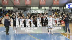 Imagen de archivo de los noieses levantando su &uacute;ltima Copa Galicia, en el 2025.