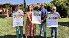 Alcalde, Xos&eacute; Lois Maceda, y los&nbsp;concejales Mari&aacute;n Mart&iacute;nez y Agapito Rodr&iacute;guez, junto a la diputada Iria Castro presentando el cartel de As Cores de Outono 2026