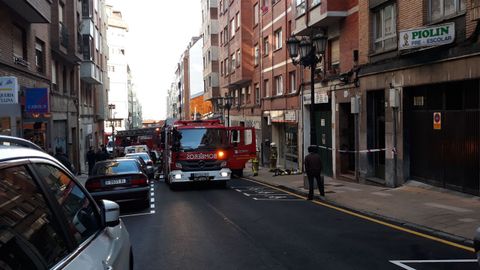 Incendio en un �tico de Ciudad Naranco