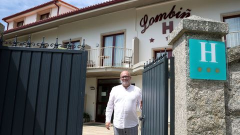 Pastor Lago