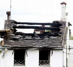 Esta era la imagen que presentaba ayer la vivienda afectada.
