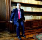 Lora-Tamayo, en la biblioteca del CSIC en Galicia.
