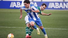 N�jera, autor del primer gol del Fabril, en un lance del partido frente al Coruxo