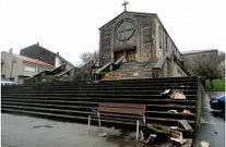 El Concello cerr� el acceso al templo por la r�a Secundino Cortizo.