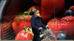 Las autoridades podrian establecer horarios y dias especiales para que los grupos de m�s riesgo hagan la compra