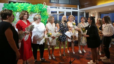 CENA BENEFICA ASOCIACION CONTRA EL CANCER DE PORTO DO SON EN EL CLUB NAUTICO DE PORTOSIN