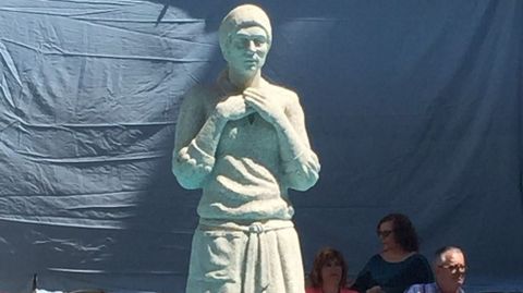 Cangas. La obra de la Escola de Canteiros de Mara Solio rinde tributo a las mujeres perseguidas por ser diferentes