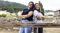 Virginia y Eva. Ambas comparten ense�anza y f�tbol. Eva fue quien anim� a Virginia a ponerse las botas.  �Tenerla a ella es perfecto. Siempre tengo una segunda opini�n y alguien que entiende perfectamente lo que estoy viviendo�, afirma Eva.