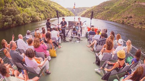 Un concierto a bordo de un catamarn del can del Sil en la ltima edicin del festival
