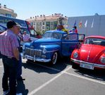 Los coches se concentraron y se engalanaron en Lal�n.