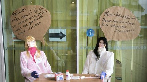 Dos comadres exihbidas en Ferreira de Pant�n