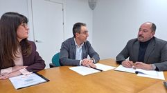 Cristina Rodr�guez y Carlos Ter�n se reunieron con Xos� Merelles.