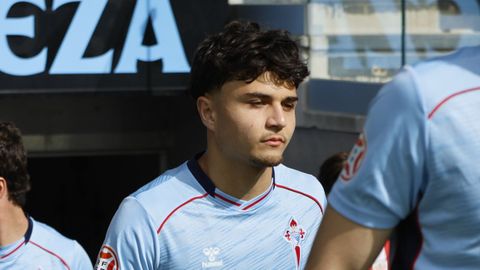 El juvenil Anthony Khayat, en un partido con el Celta Fortuna.