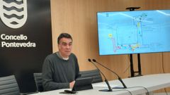 El concejal de Obras, Demetrio G�mez (BNG); inform� sobre los planes para la plaza de Barcelos de Pontevedra