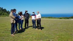 El conselleiro de Medio Rural visit� el monte de Baro�a para ver los trabajos que se llevaron a cabo gracias al Plan de Pastos de Galicia