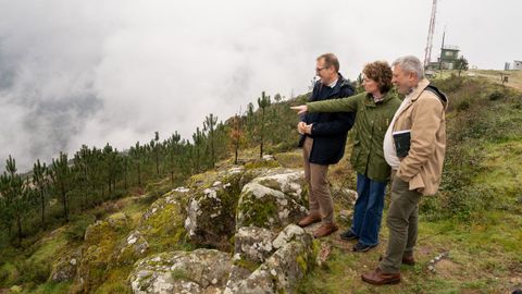 La directora xeral de Planificaci�n e Ordenaci�n Forestal, Luisa Pi�eiro, visita los terrenos de la comunidad de montes vecinales en mano com�n de San Xos� de Ribarteme, en As Neves