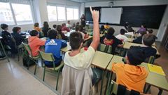 Un grupo de alumnos en el IES S�nchez Cant�n de Pontevedra, en una imagen de archivo. 