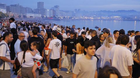 El paseo mar�timo del Orz�n
