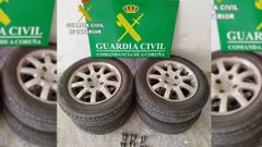 La Guardia Civil recuper� las llantas, los neum�ticos y los tornillos de anclaje sustra�dos.