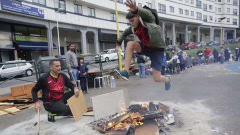 Fiesta de San Xon en la plaza Elptica de Los Rosales