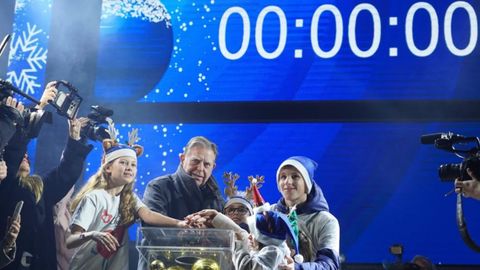 Encendido de las luces de Navidad en Oviedo, noviembre de 2025