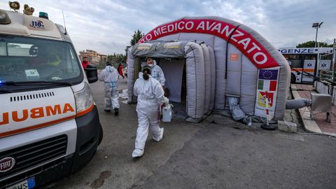 Hospital de campa�a en Palermo