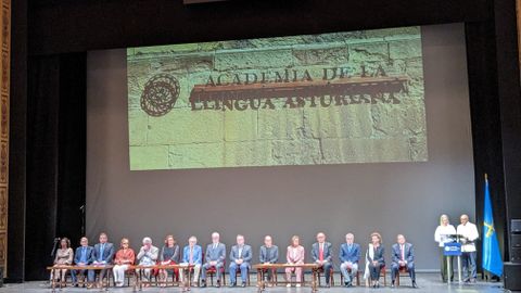 Acto en el D�a de les Lletres Asturianes 2023 en el Teatro Campoamor de Oviedo